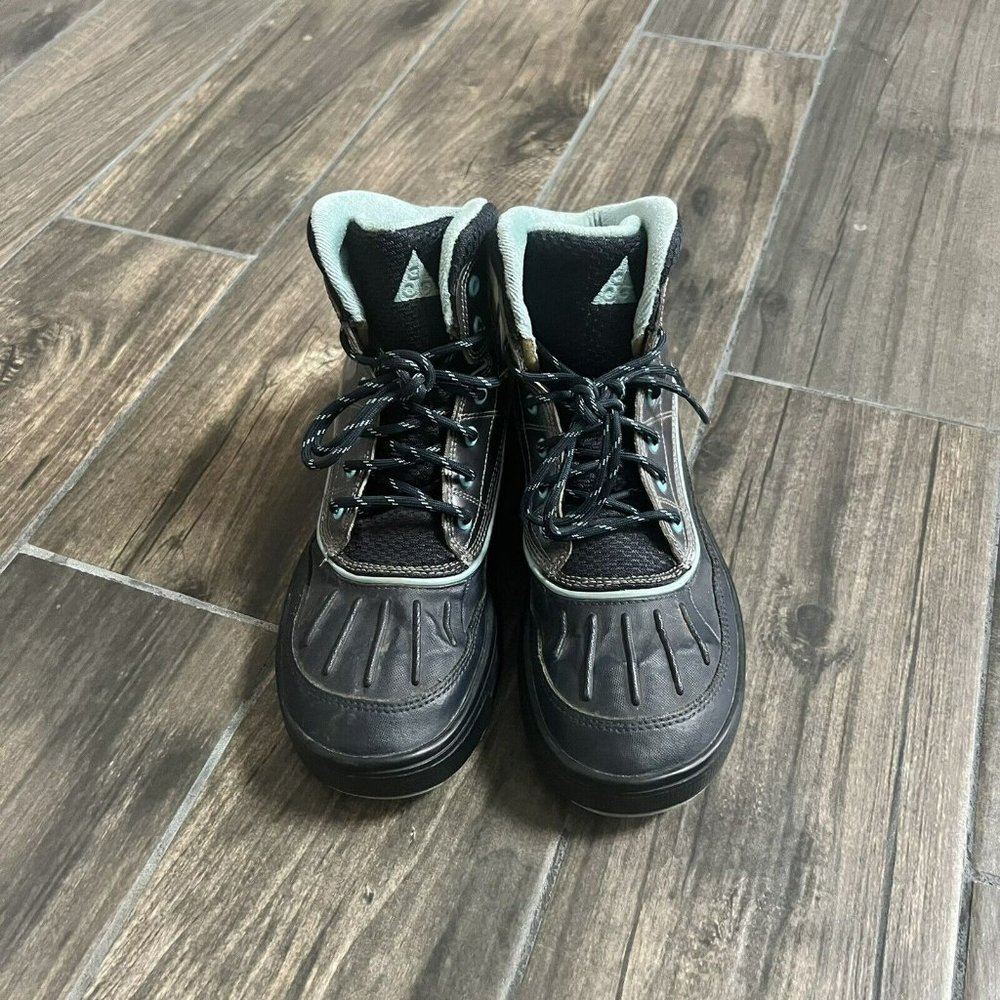 Nike ACG Lace Up Boots 524876-400 Youth Size 6Y 06384